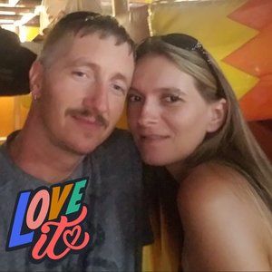 Meet your Posher, Dennis